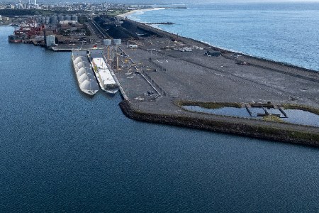 Squadron Energy chooses Reganosa to operate and maintain new LNG terminal in Australia